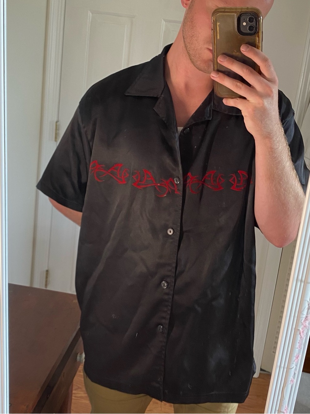 Men's Black Short-Sleeve Shirt with Red motorcycle American traditional tattoo